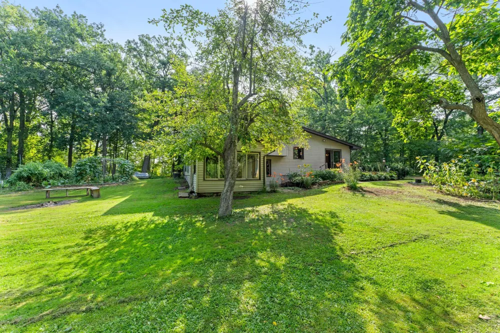 32350 Cedar Crest Trail NE North Branch, MN 55056