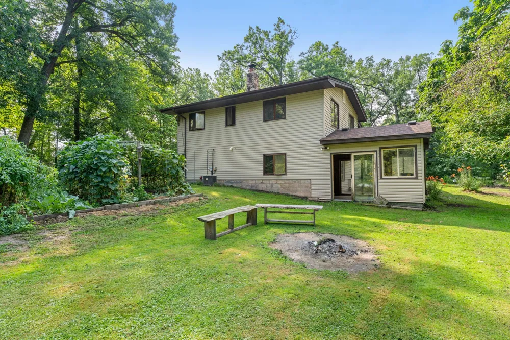 32350 Cedar Crest Trail NE North Branch, MN 55056