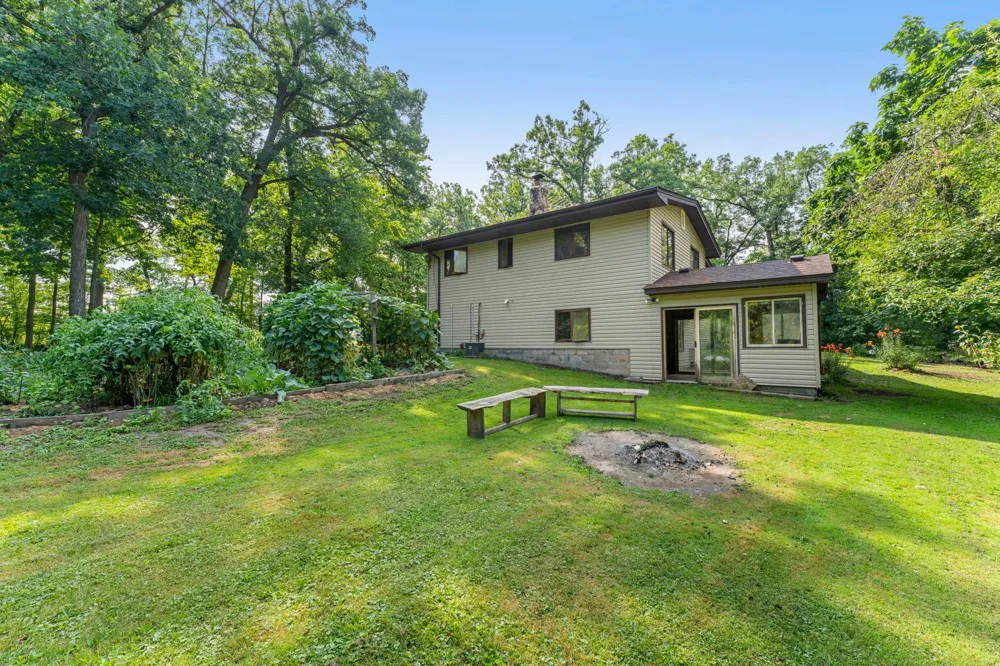 32350 Cedar Crest Trail NE North Branch, MN 55056