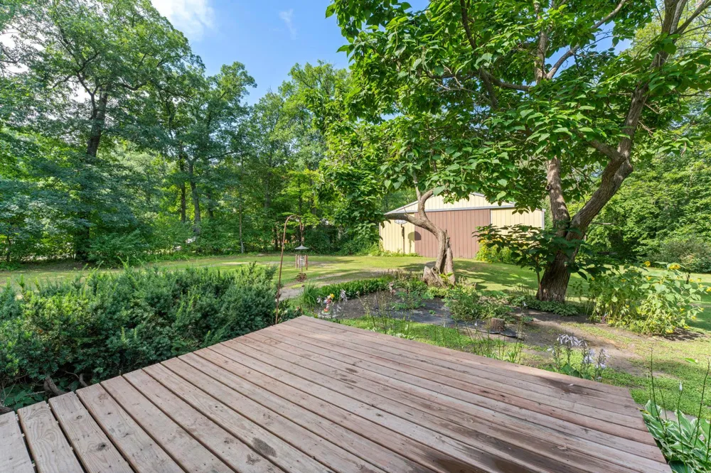 32350 Cedar Crest Trail NE North Branch, MN 55056