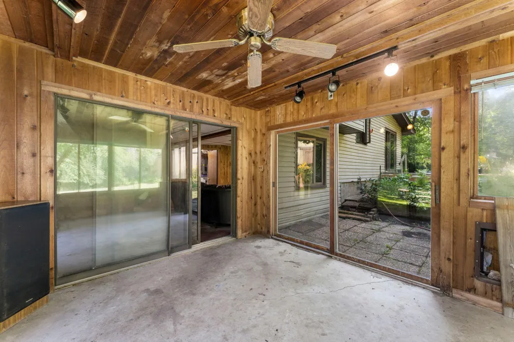 32350 Cedar Crest Trail NE North Branch, MN 55056
