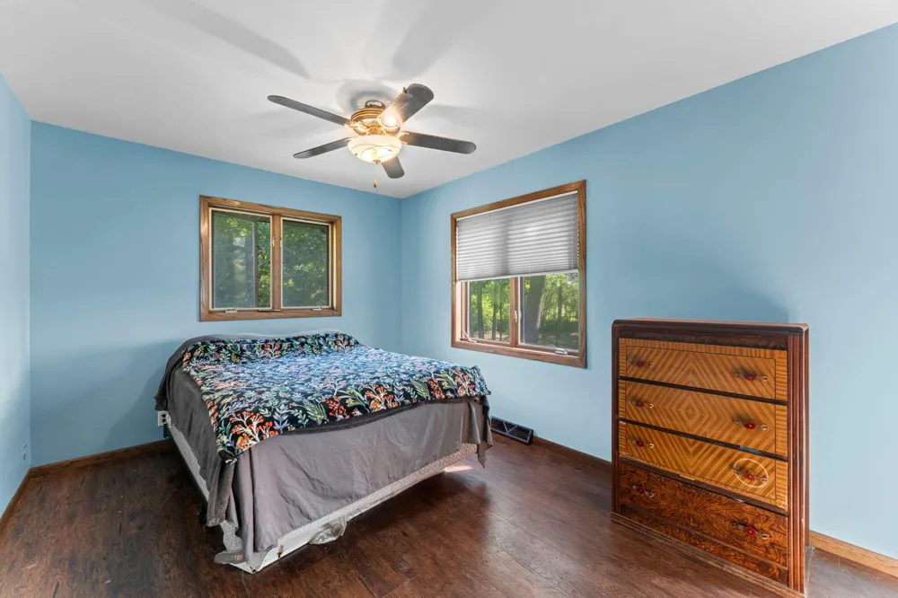 32350 Cedar Crest Trail NE North Branch, MN 55056