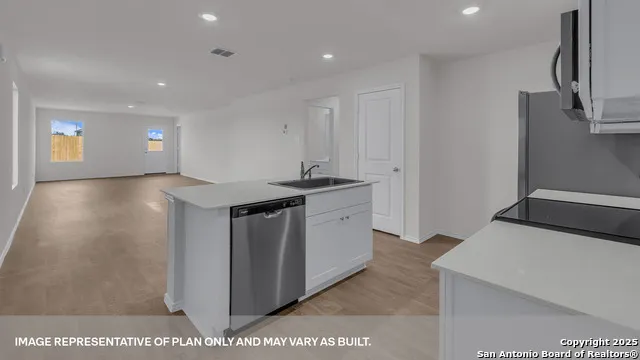 285 Fairlawn Way Maxwell, TX 78656
