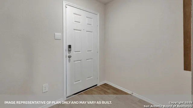 134 Surrey Oaks Maxwell, TX 78656