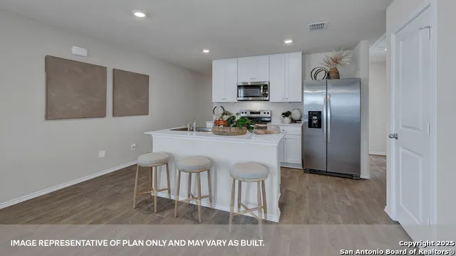 134 Surrey Oaks Maxwell, TX 78656
