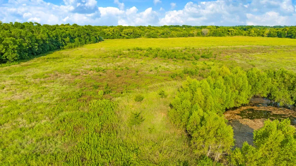 County Road 25200 Roxton, TX 75435