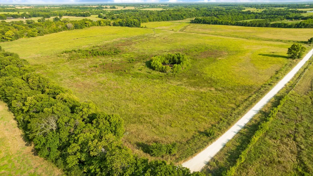 County Road 25200 Roxton, TX 75435