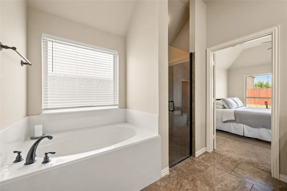 116 Camouflage Circle Willow Park, TX 76008