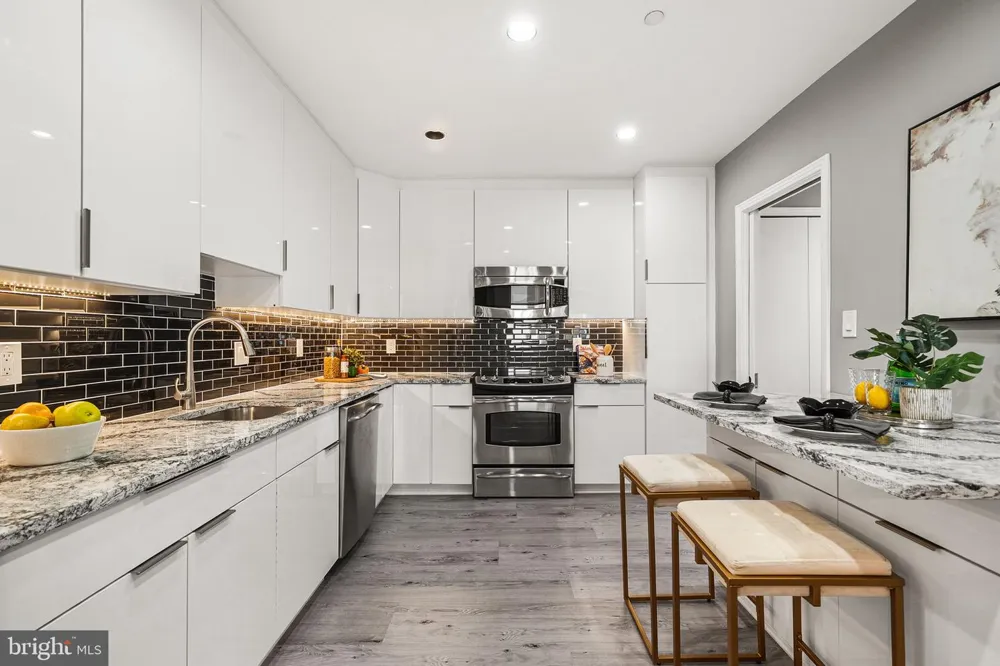 1016 WAYNE STREET #1007 Arlington, VA 22204