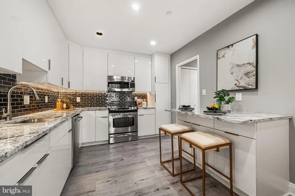 1016 WAYNE STREET #1007 Arlington, VA 22204
