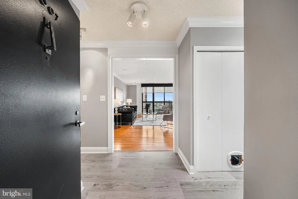 1016 WAYNE STREET #1007 Arlington, VA 22204
