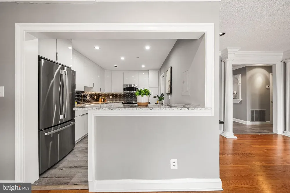 1016 WAYNE STREET #1007 Arlington, VA 22204
