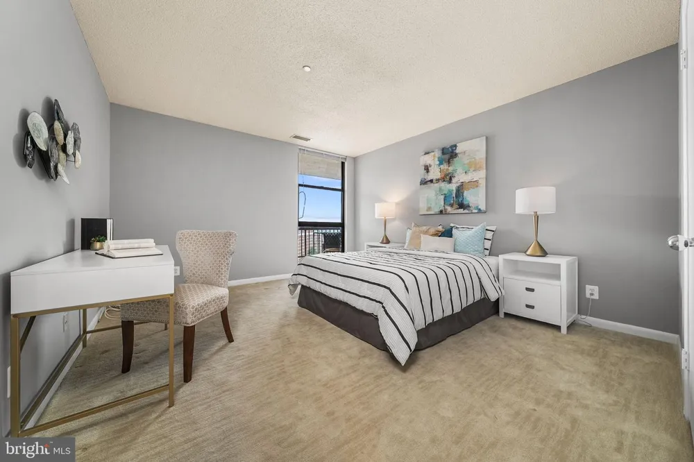 1016 WAYNE STREET #1007 Arlington, VA 22204