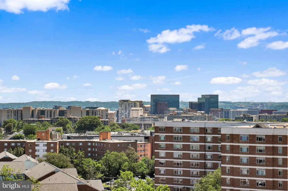 1016 WAYNE STREET #1007 Arlington, VA 22204