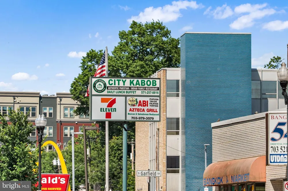1016 WAYNE STREET #1007 Arlington, VA 22204