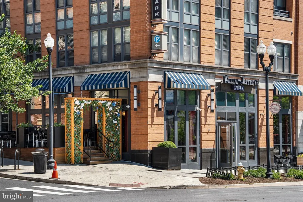 1016 WAYNE STREET #1007 Arlington, VA 22204