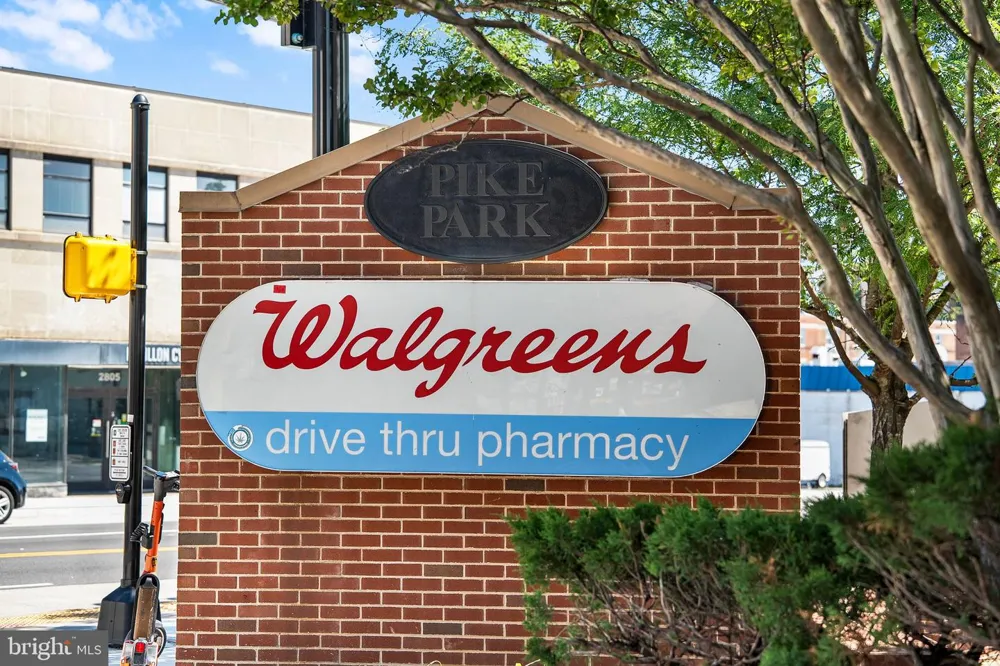 1016 WAYNE STREET #1007 Arlington, VA 22204
