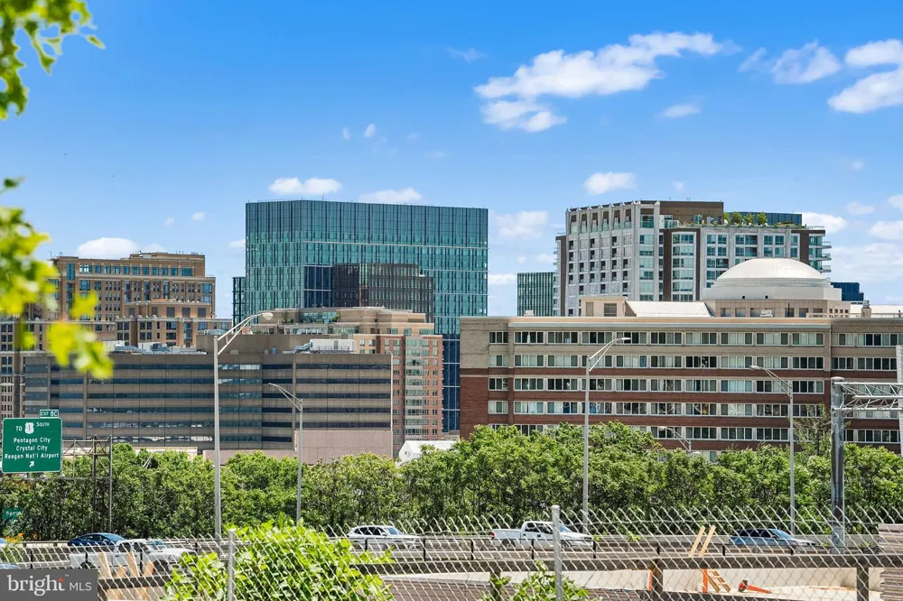 1016 WAYNE STREET #1007 Arlington, VA 22204