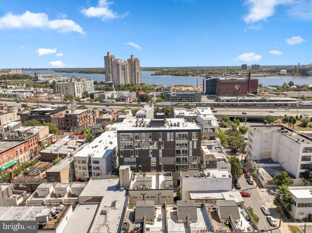 603 AMERICAN STREET #704 Philadelphia, PA 19123
