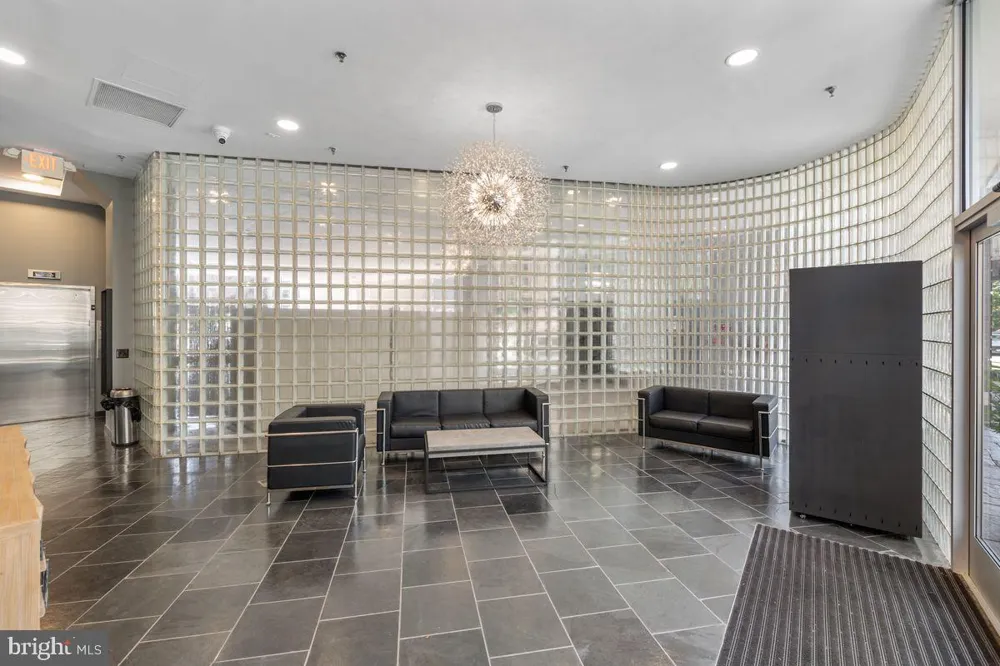 603 AMERICAN STREET #704 Philadelphia, PA 19123