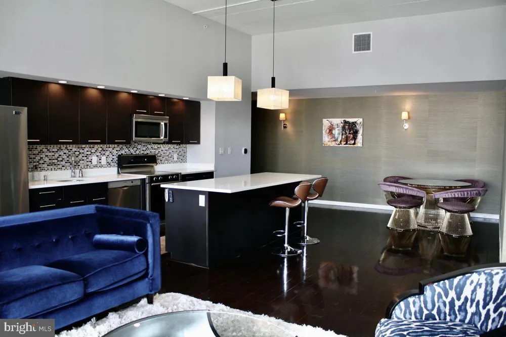 603 AMERICAN STREET #704 Philadelphia, PA 19123