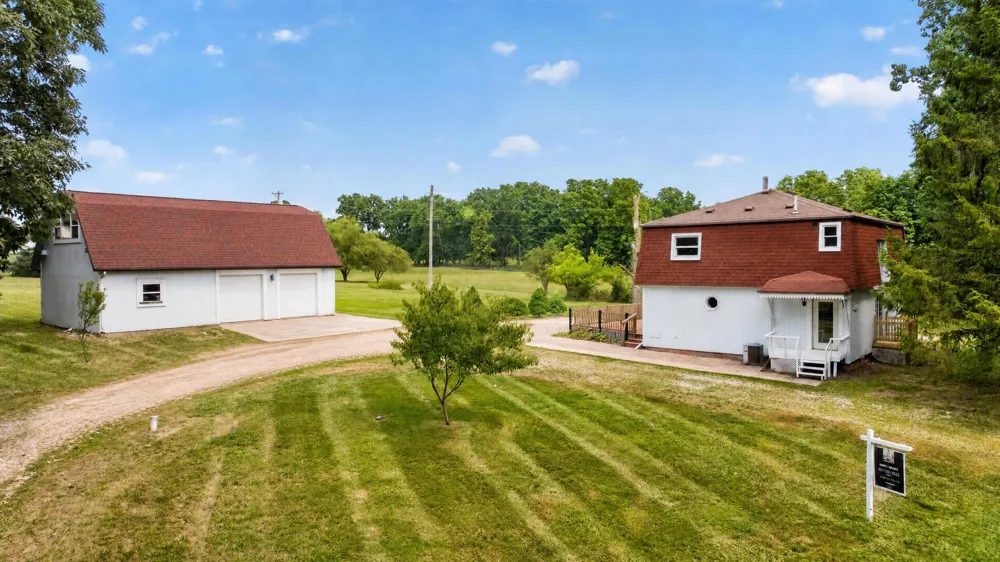 18600 Manitou Road Addison, MI 49220