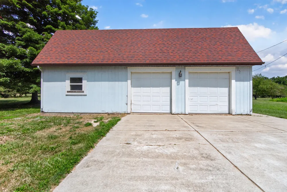 18600 Manitou Road Addison, MI 49220