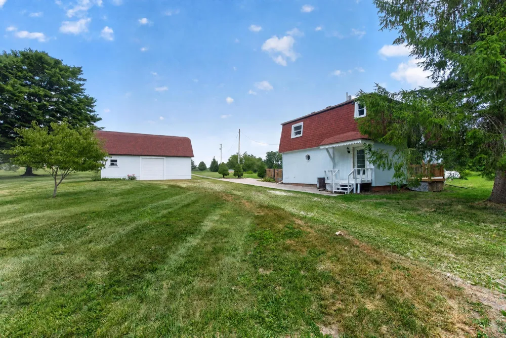 18600 Manitou Road Addison, MI 49220