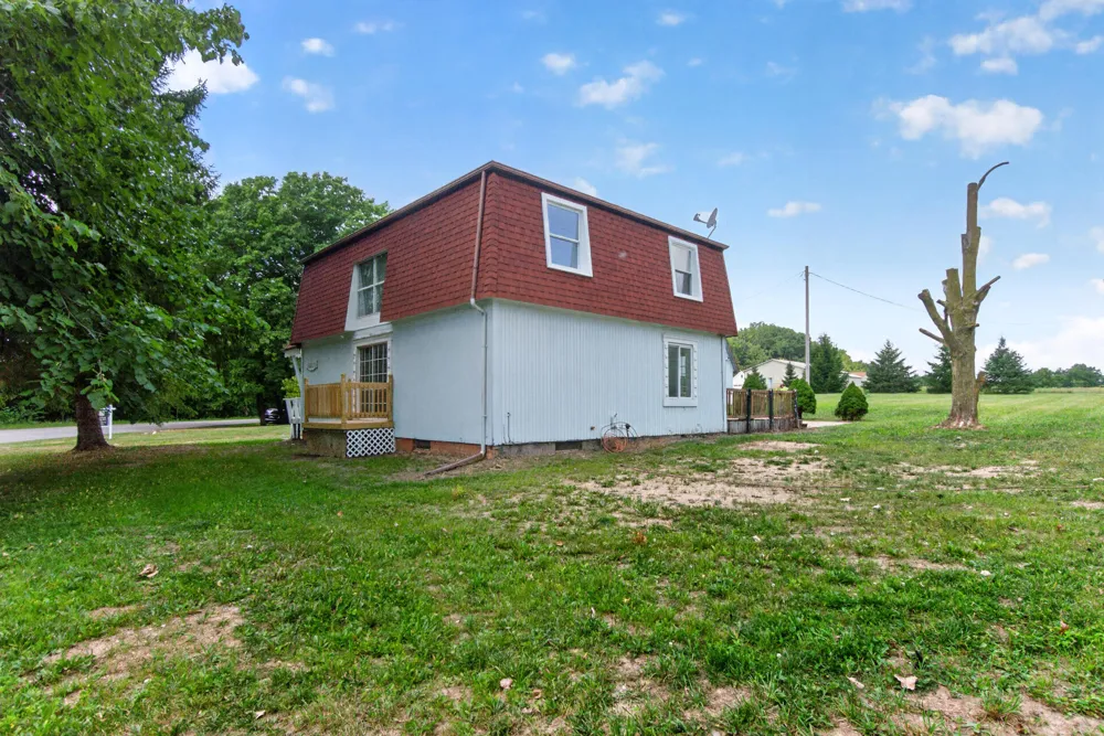 18600 Manitou Road Addison, MI 49220