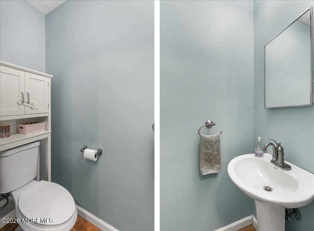 43 Glen Arden Drive Howell, NJ 07731