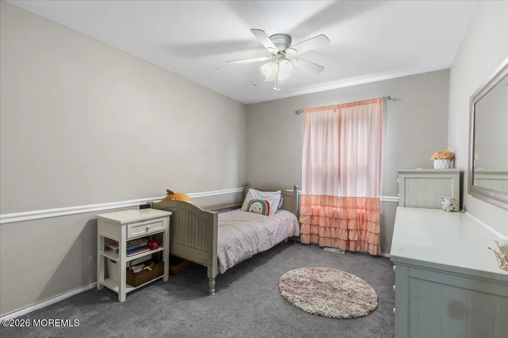 43 Glen Arden Drive Howell, NJ 07731