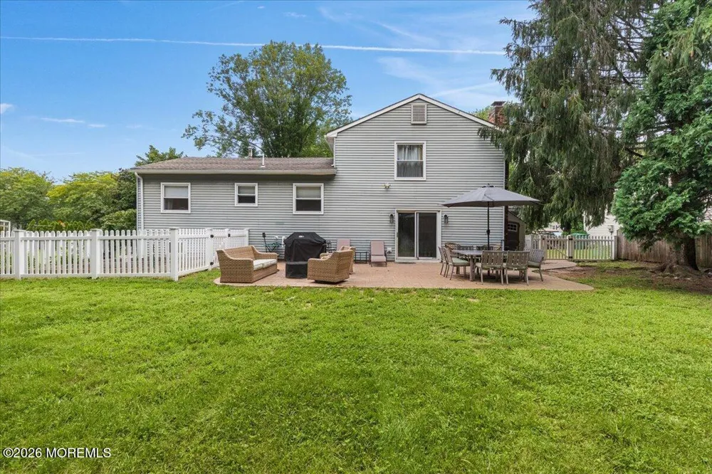 43 Glen Arden Drive Howell, NJ 07731