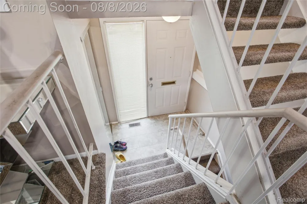 20350 Weybridge Street Clinton Charter Township, MI 48036