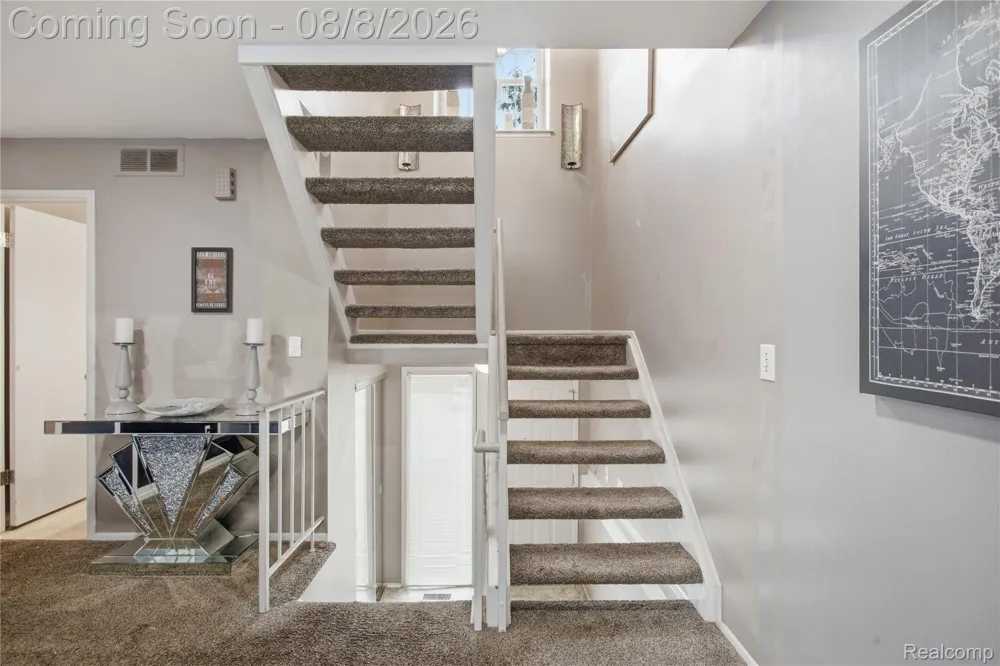 20350 Weybridge Street Clinton Charter Township, MI 48036