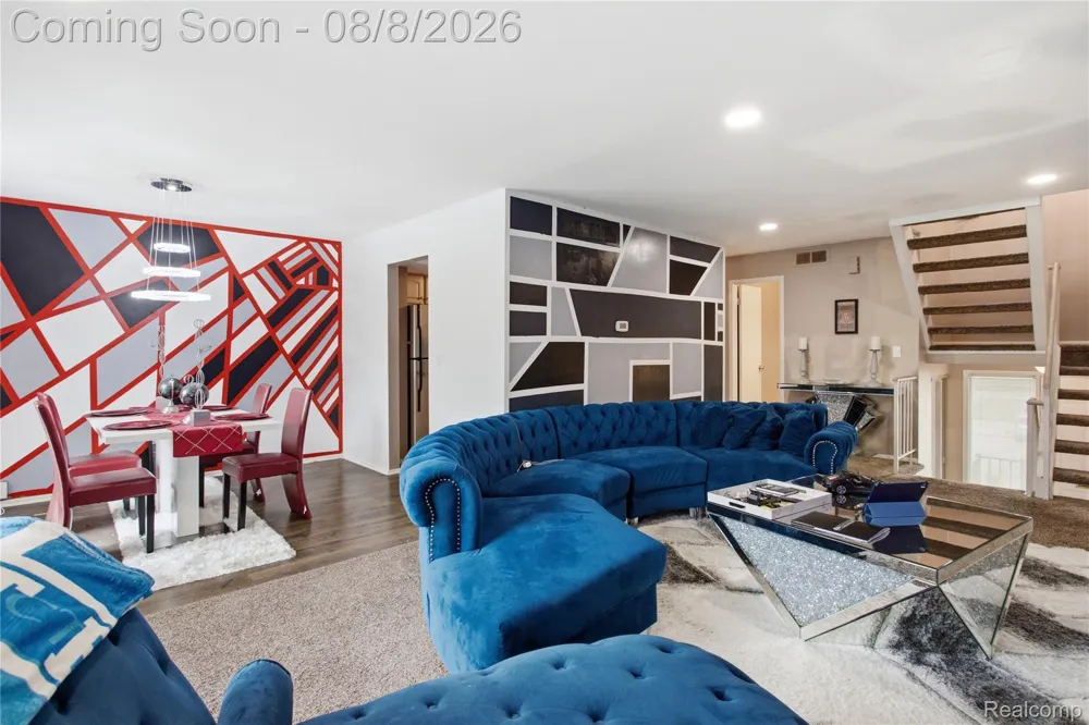 20350 Weybridge Street Clinton Charter Township, MI 48036