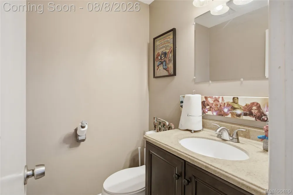20350 Weybridge Street Clinton Charter Township, MI 48036