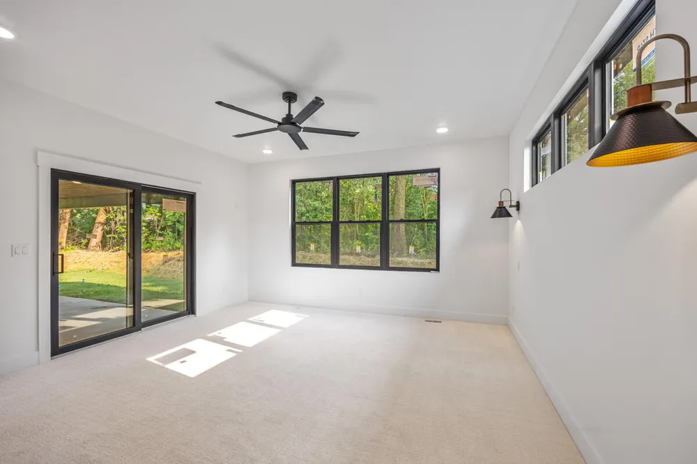 3245 Midland Drive SE Grand Rapids Charter Township, MI 49546