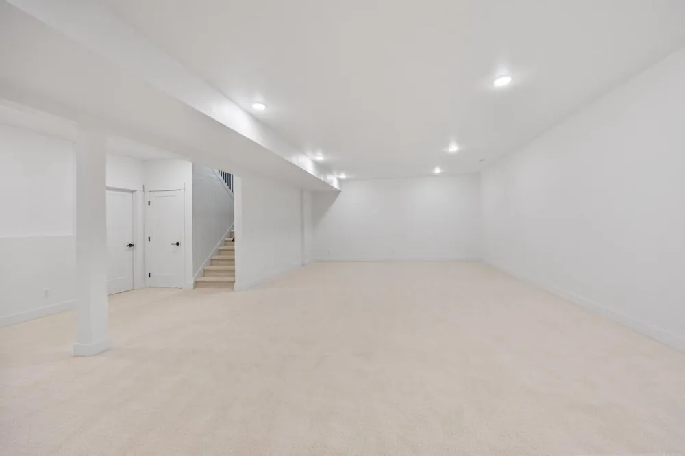 3245 Midland Drive SE Grand Rapids Charter Township, MI 49546