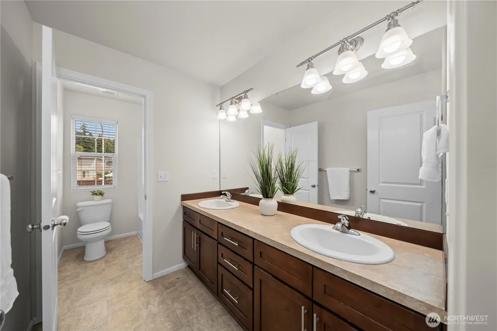 32413 49th Avenue S Auburn, WA 98001