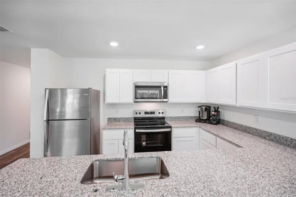 2346 NORTHUMBERLAND COURT Haines City, FL 33844
