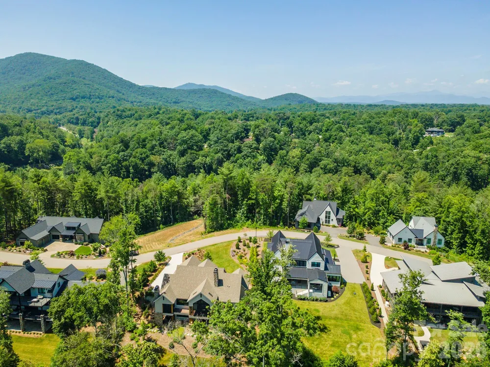 149 Riverbend Forest Drive #6 Asheville, NC 28805