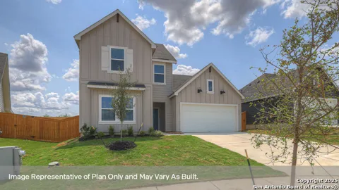 112 Las Lomas Drive