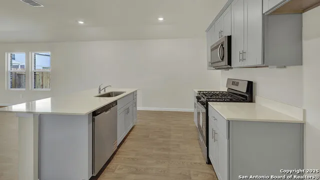 137 Morning Side Grove San Marcos, TX 78666