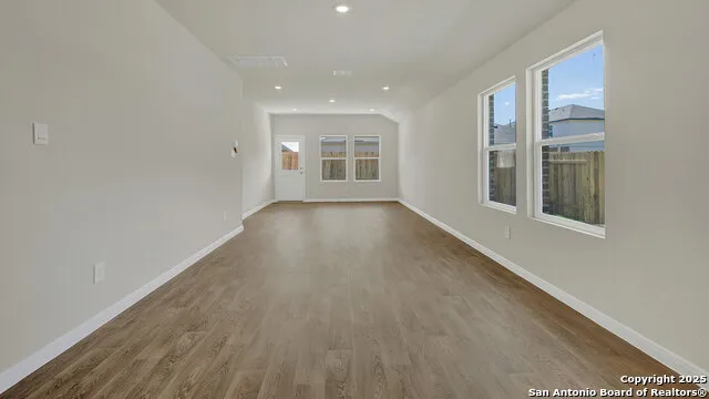 137 Morning Side Grove San Marcos, TX 78666