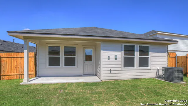 137 Morning Side Grove San Marcos, TX 78666