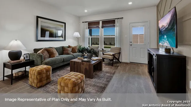 149 Raymondville Path San Marcos, TX 78666