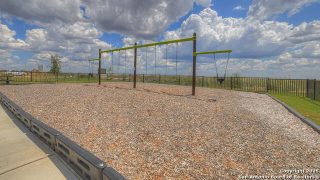 213 Raymondville Path San Marcos, TX 78666