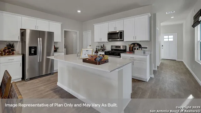 213 Raymondville Path San Marcos, TX 78666
