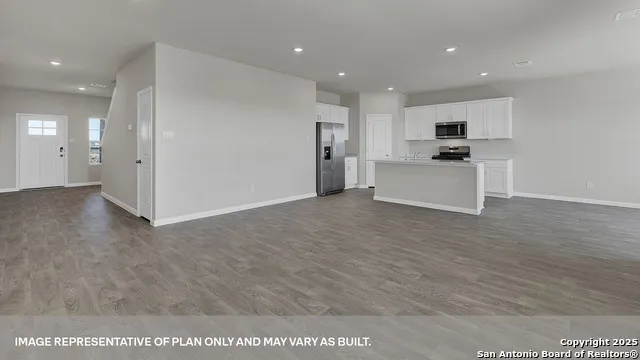 224 Raymondville Path San Marcos, TX 78666