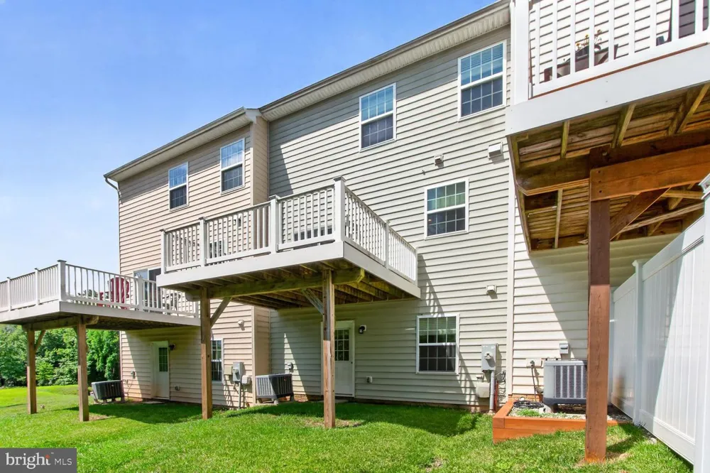 9219 MAGGIES WAY Laurel, MD 20723